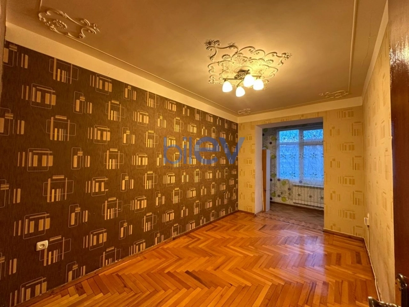 İpoteka 3 otaqlı Köhnə Tikili bina evi  90m², Bakı