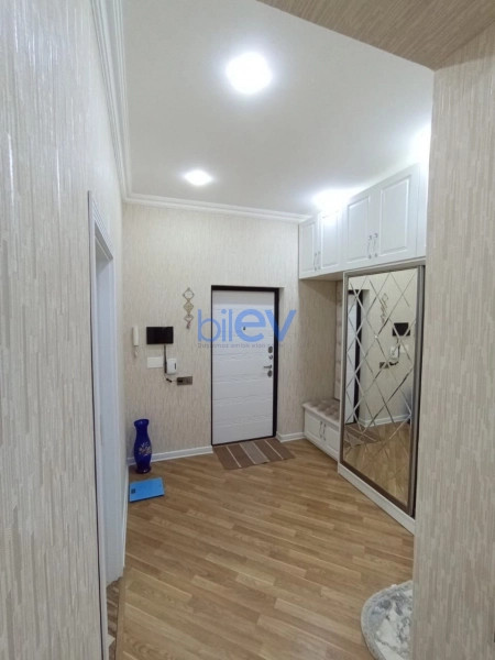 Satış 3 otaqlı Yeni Tikili bina evi  m², Bakı