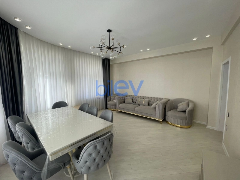 Satış 3 otaqlı Yeni Tikili bina evi  136m², Bakı