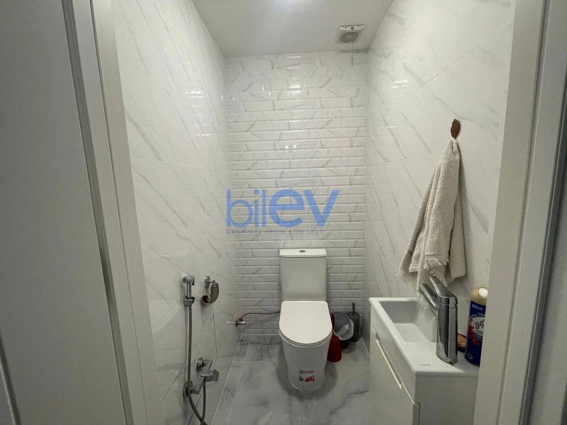 Satış 3 otaqlı Yeni Tikili bina evi  136m², Bakı