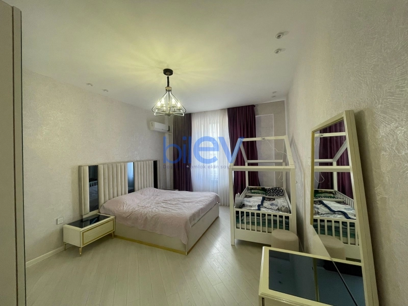 Satış 3 otaqlı Yeni Tikili bina evi  136m², Bakı