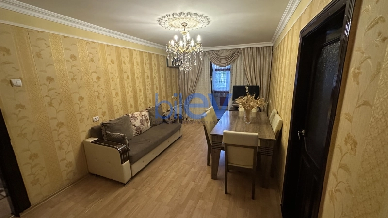 Satış 3 otaqlı Köhnə Tikili bina evi  m², Sumqayıt