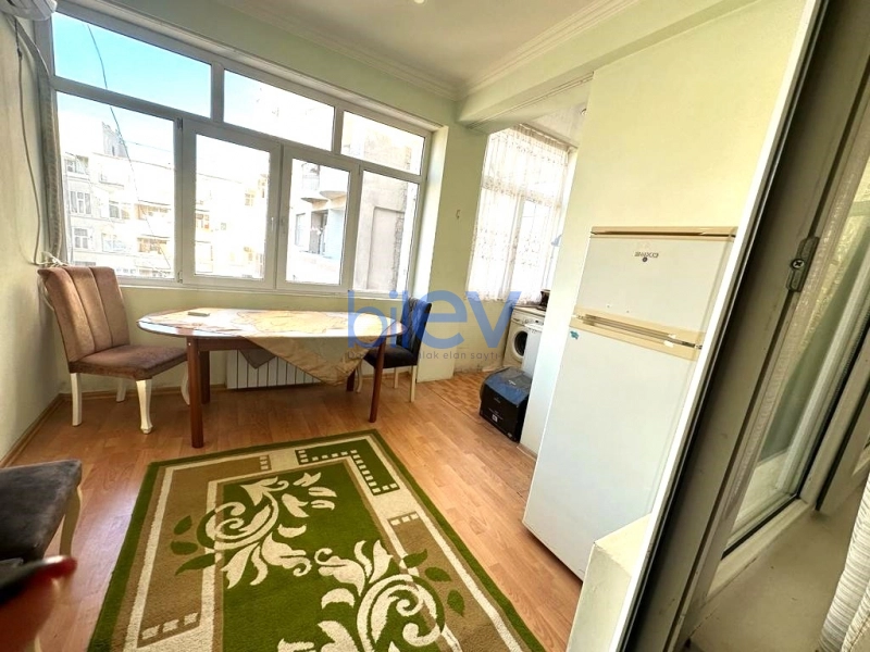 Aylıq Kirayə 2 otaqlı Yeni Tikili bina evi  65m², Bakı