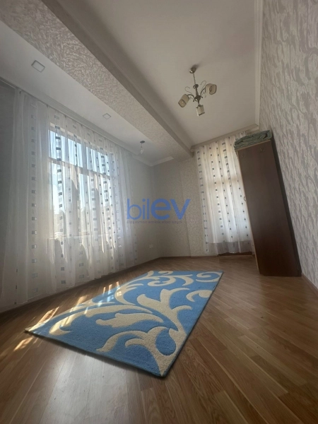 Aylıq Kirayə 3 otaqlı Yeni Tikili bina evi  110m², Bakı
