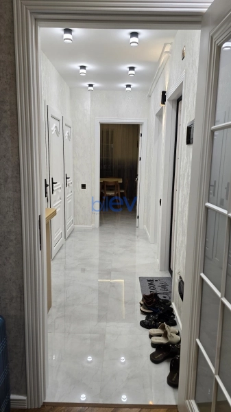 Aylıq Kirayə 2 otaqlı Köhnə Tikili bina evi  50m², Bakı