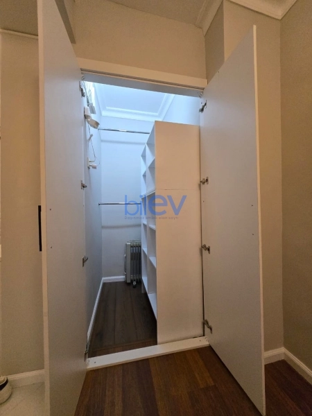 Aylıq Kirayə 4 otaqlı Köhnə Tikili bina evi  100m², Bakı