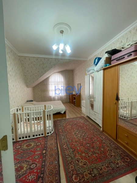 Aylıq Kirayə 3 otaqlı Yeni Tikili bina evi  98m², Bakı