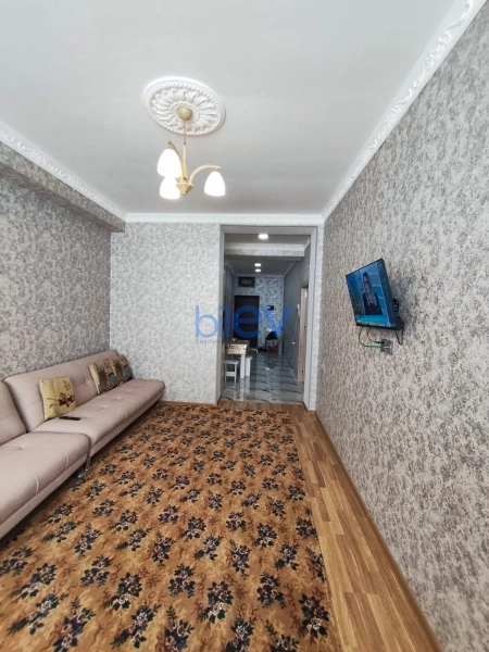 Aylıq Kirayə 3 otaqlı Yeni Tikili bina evi  75m², Bakı