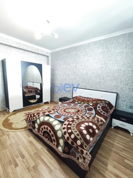 Aylıq Kirayə 3 otaqlı Yeni Tikili bina evi  75m², Bakı