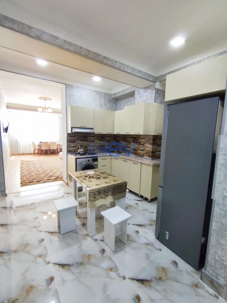Aylıq Kirayə 3 otaqlı Yeni Tikili bina evi  75m², Bakı