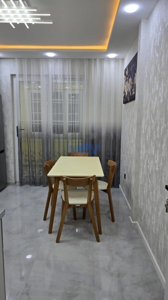Aylıq Kirayə 2 otaqlı Köhnə Tikili bina evi  50m², Bakı