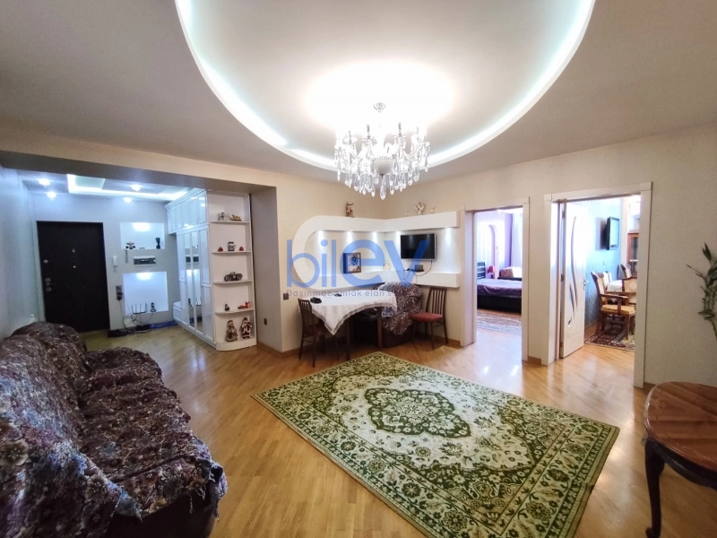 Aylıq Kirayə 3 otaqlı Yeni Tikili bina evi  130m², Bakı