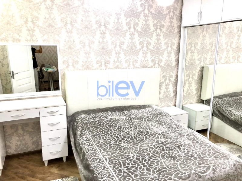 Satış 3 otaqlı Köhnə Tikili bina evi  78m², Bakı