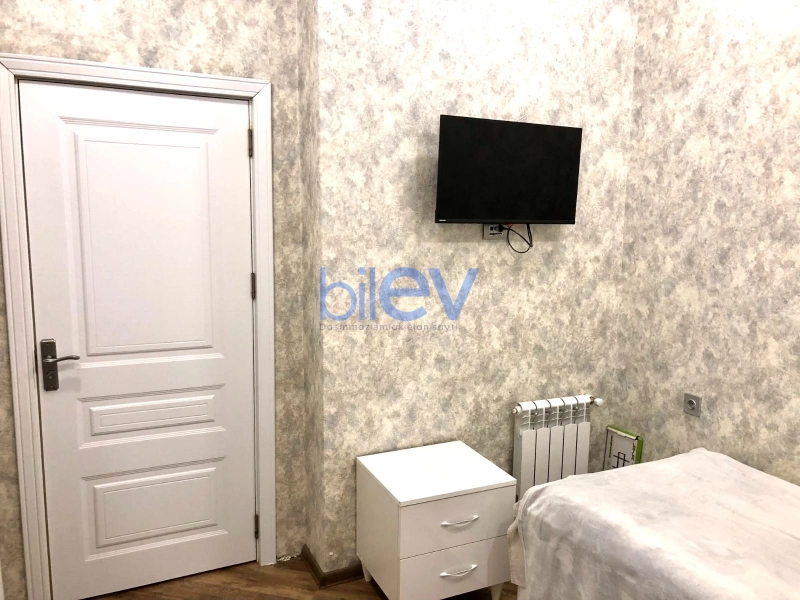 Satış 3 otaqlı Köhnə Tikili bina evi  78m², Bakı