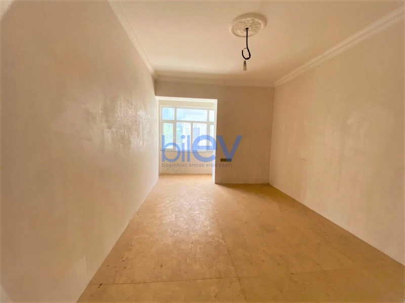 Aylıq Kirayə 4 otaqlı Həyət evi  220m², Bakı