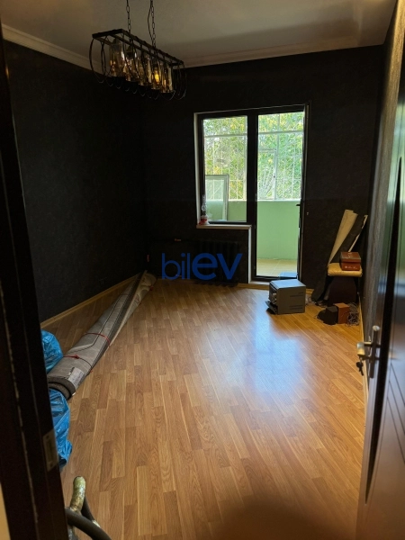 Satış 2 otaqlı Köhnə Tikili bina evi  60m², Bakı