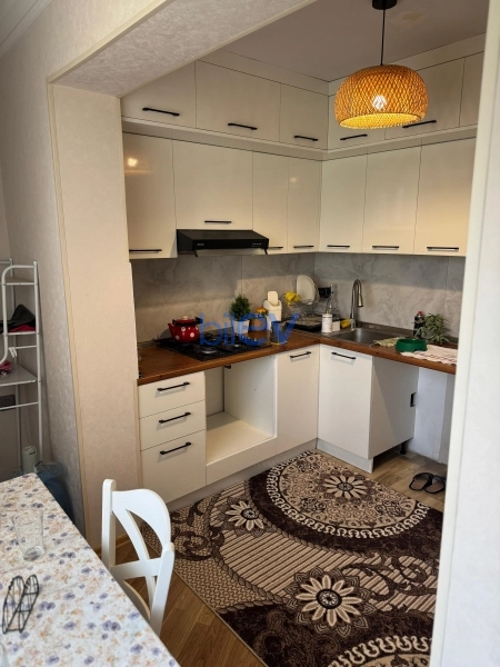 Satış 2 otaqlı Köhnə Tikili bina evi  60m², Bakı
