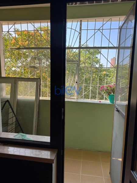 Satış 2 otaqlı Köhnə Tikili bina evi  60m², Bakı
