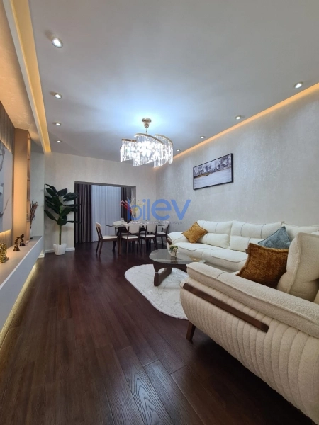 Satış 3 otaqlı Yeni Tikili bina evi  93m², Bakı