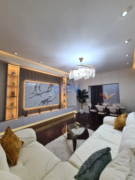 Satış 3 otaqlı Yeni Tikili bina evi  93m², Bakı