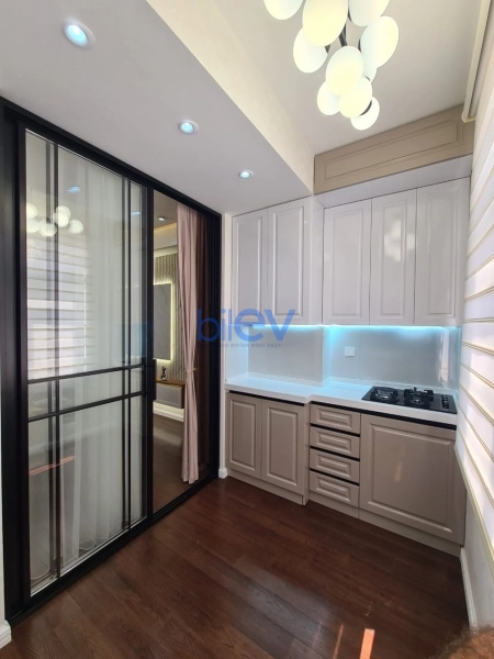 Satış 3 otaqlı Yeni Tikili bina evi  94m², Bakı