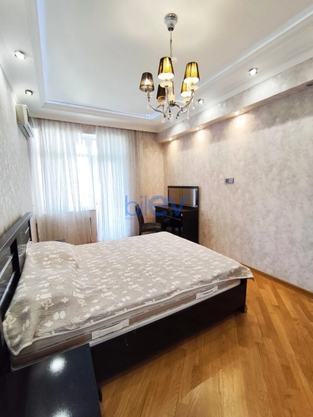Aylıq Kirayə 2 otaqlı Yeni Tikili bina evi  100m², Bakı