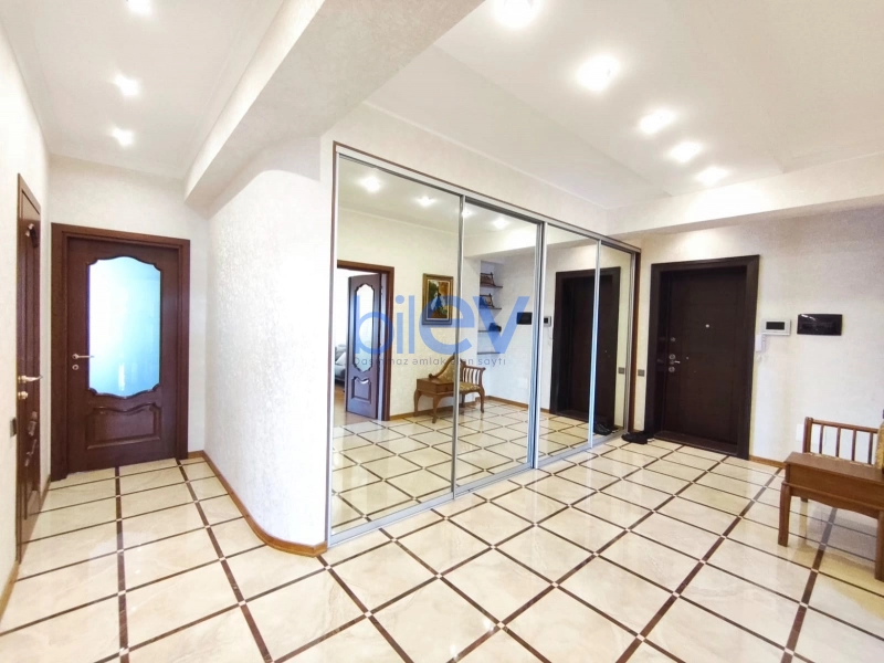 Aylıq Kirayə 2 otaqlı Yeni Tikili bina evi  100m², Bakı