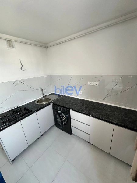 Satış 2 otaqlı Köhnə Tikili bina evi  65m², Bakı