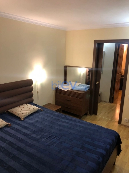 Satış 2 otaqlı Köhnə Tikili bina evi  55m², Bakı