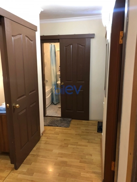 Satış 2 otaqlı Köhnə Tikili bina evi  55m², Bakı