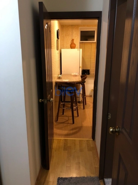 Satış 2 otaqlı Köhnə Tikili bina evi  55m², Bakı