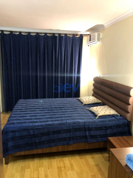 Satış 2 otaqlı Köhnə Tikili bina evi  55m², Bakı
