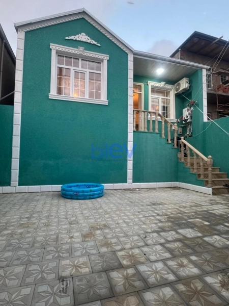 Satış 3 otaqlı   80m², Bakı