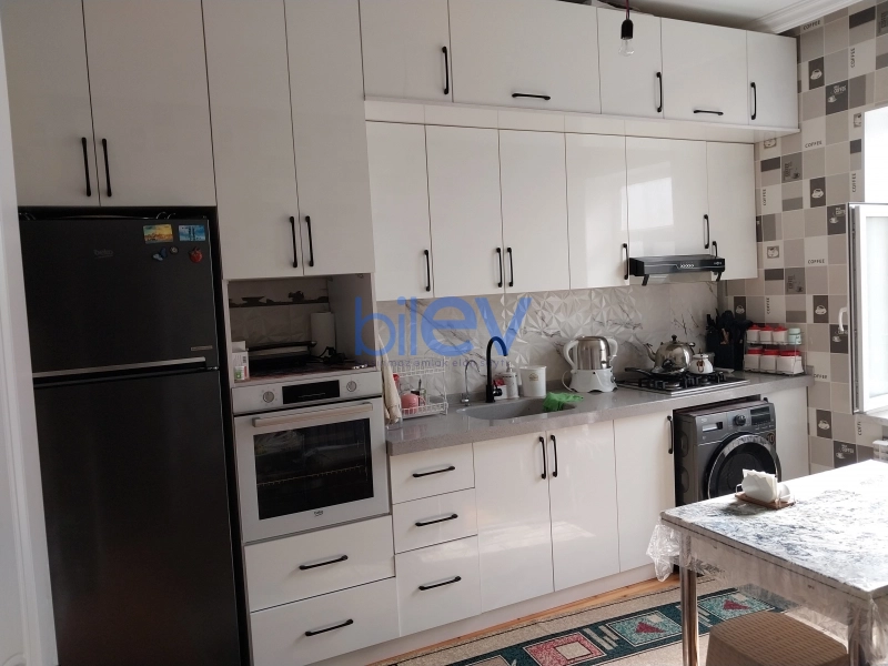 Satış 7 otaqlı Həyət evi  200m², Bakı