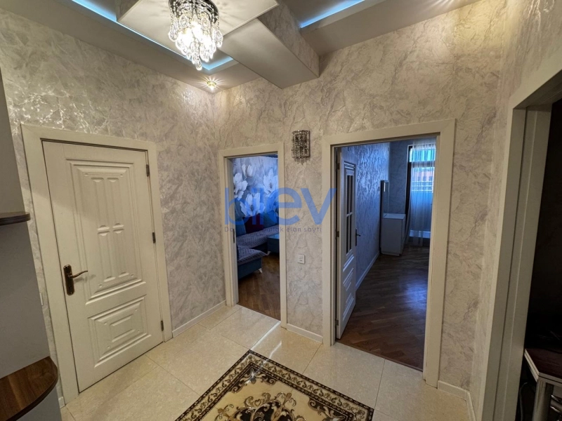 Aylıq Kirayə 2 otaqlı Yeni Tikili bina evi  67m², Bakı