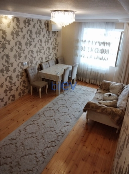 Aylıq Kirayə 2 otaqlı Yeni Tikili bina evi  77m², Bakı