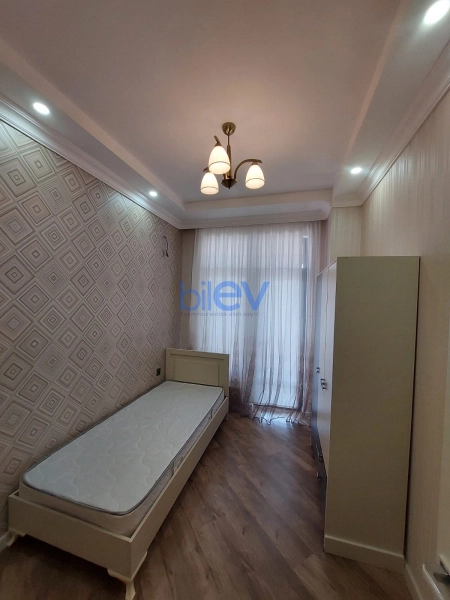 Aylıq Kirayə 3 otaqlı Yeni Tikili bina evi  97m², Bakı