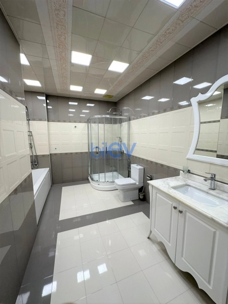 Aylıq Kirayə 5 otaqlı Yeni Tikili bina evi  300m², Bakı