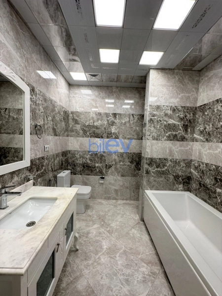 Aylıq Kirayə 5 otaqlı Yeni Tikili bina evi  300m², Bakı
