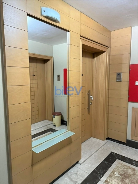 Aylıq Kirayə 5 otaqlı Yeni Tikili bina evi  300m², Bakı