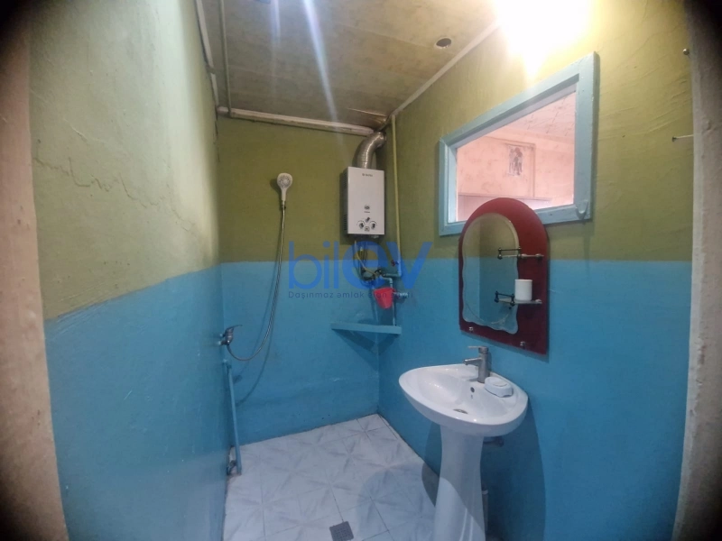 Aylıq Kirayə 3 otaqlı Köhnə Tikili bina evi  100m², Bakı