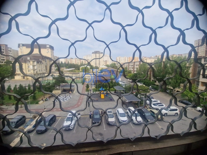 Aylıq Kirayə 3 otaqlı Köhnə Tikili bina evi  100m², Bakı
