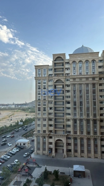 Aylıq Kirayə 3 otaqlı Yeni Tikili bina evi  153m², Bakı