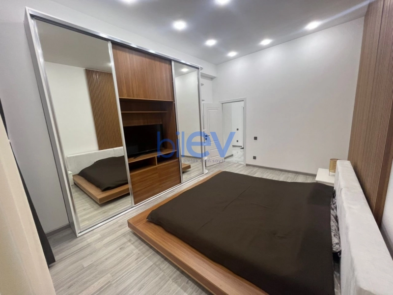 Aylıq Kirayə  otaqlı Yeni Tikili bina evi  m², Bakı