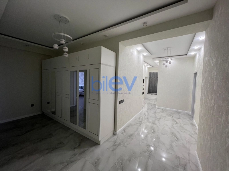 Aylıq Kirayə 3 otaqlı Yeni Tikili bina evi  120m², Bakı