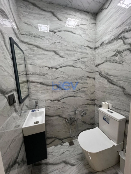 Aylıq Kirayə 3 otaqlı Yeni Tikili bina evi  120m², Bakı