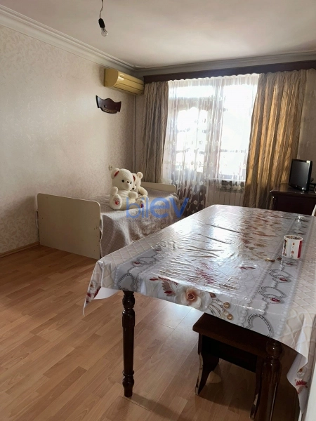 Aylıq Kirayə 2 otaqlı Köhnə Tikili bina evi  50m², Bakı