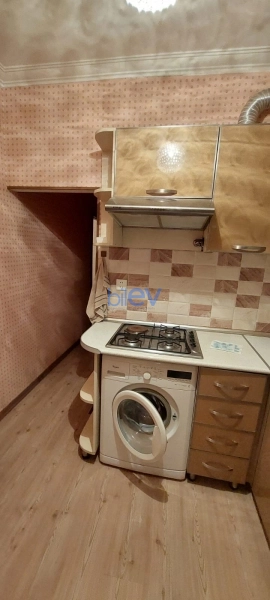 Aylıq Kirayə 1 otaqlı Köhnə Tikili bina evi  35m², Bakı
