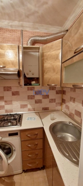 Aylıq Kirayə 1 otaqlı Köhnə Tikili bina evi  35m², Bakı