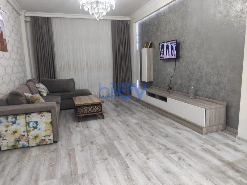 Aylıq Kirayə 3 otaqlı Yeni Tikili bina evi  102m², Bakı